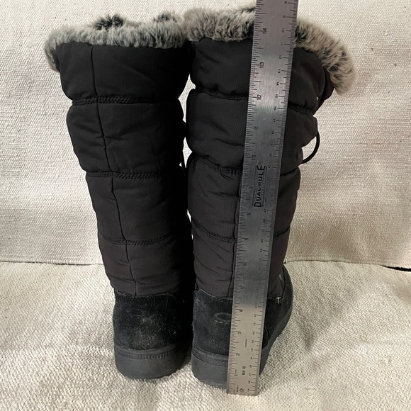 Cozy Black tall Winter Boots with faux fur and leather outer trim - Picture 10 of 16